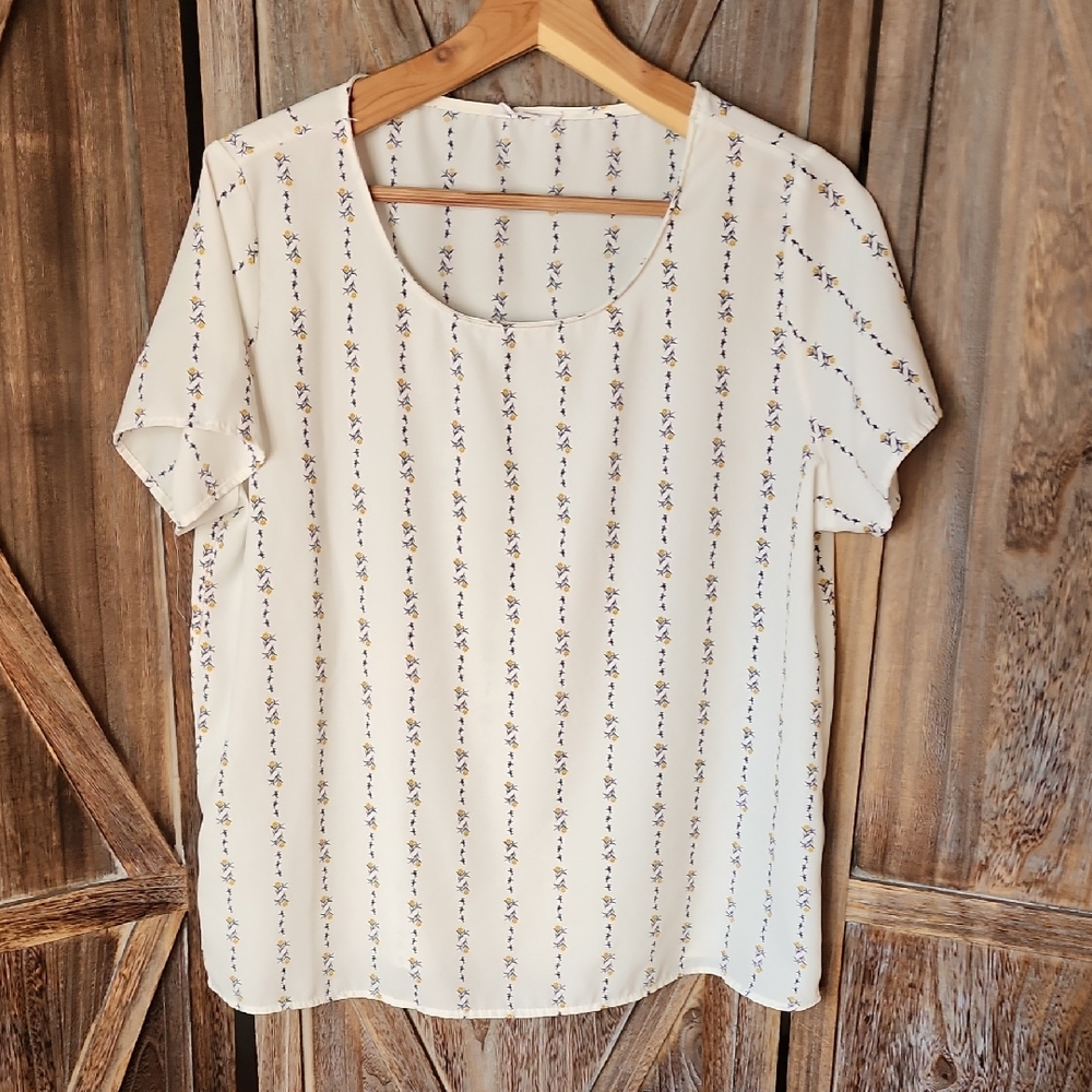 Les Amis Ladies Floral Print Blouse